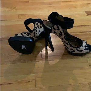 Pellet brand new pumps